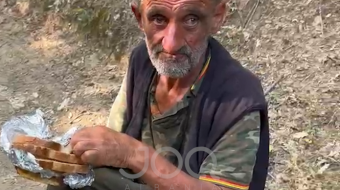 Zjarrfikësit gjejnë vëllezërit binjakë të moshuar të&hellip;