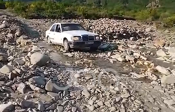 Si në Mesjetë: Kjo është rruga ku&hellip;