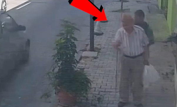 Durrës: I riu filmohet teksa i vjedh&hellip;