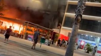Zjarri përpin hotelin në Lungomare të Vlorës,&hellip;