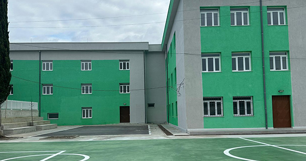 Rindërtuan shkollën pa leje ndërtimi, APP përjashton&hellip;