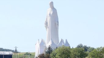 Përurohet në Poloni statuja më e lartë&hellip;