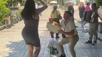 Tiranë: Turistja e huaj dredh të pasmet&hellip;