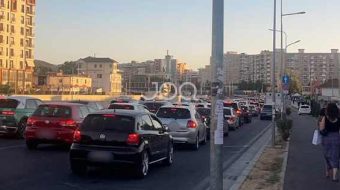 “Si në Kabul”: Trafik i rënduar në&hellip;