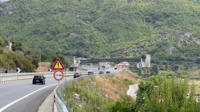 Rruga e re i lë pa akses,&hellip;