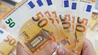 Euro prek minimumin historik