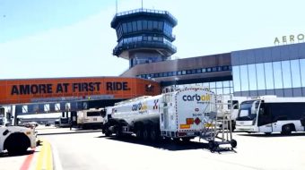 Shqiptari humb jetën gjatë uljes së avionit&hellip;