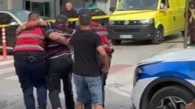 Atentat në qendër të Sarandës: Vritet 42-vjeçari,&hellip;