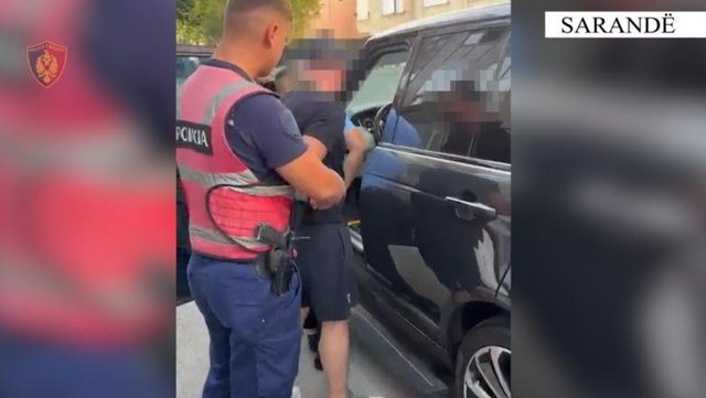 27-vjeçari godet me grushte policin në Sarandë