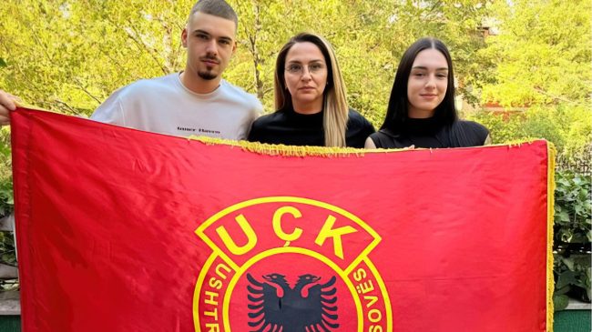 Nën hijen e flamurit të UÇK, vjen&hellip;