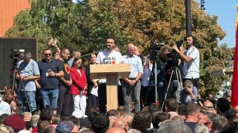 Djali i Jakup Krasniqit: Nuk duhet të&hellip;