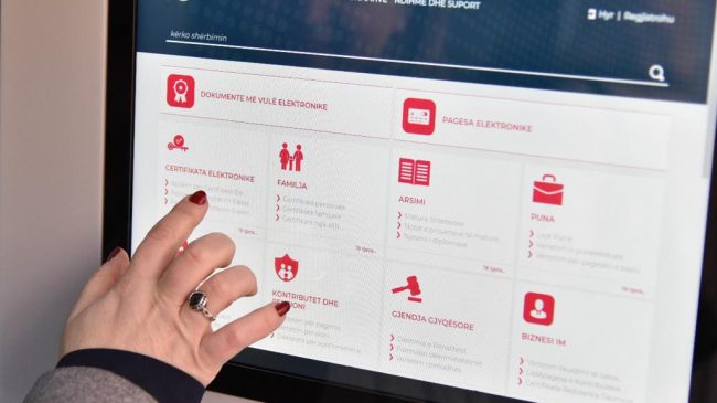 e-Albania lë në baltë shqiptarët, as ‘helpdesk’&hellip;