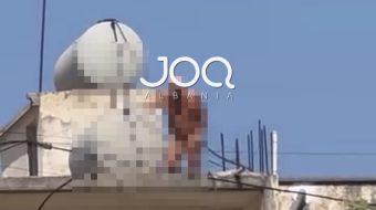 Vapa e shtatorit “tërbon” të moshuarin, lahet&hellip;