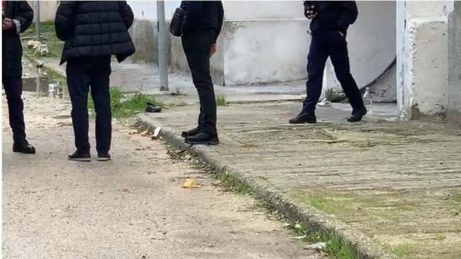 Ndodhej në gjendje të rënduar psikilogjike, 40-vjeçarja&hellip;