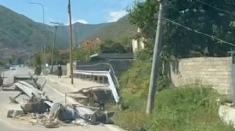 Rruga prej një viti e prishur, Xhakolli&hellip;