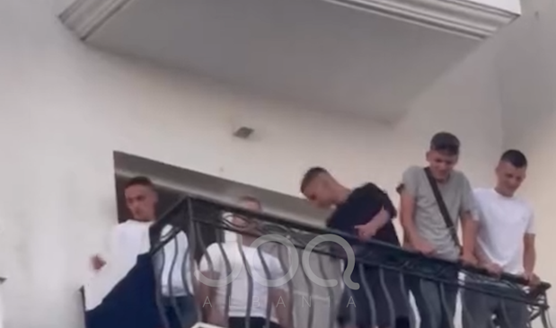 Pushuesit ankohen për studentët nga Kosova në&hellip;