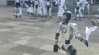 Ndodh në Poloni: Robotët humanoidë protestojnë kundër&hellip;