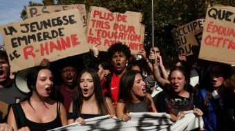 Protestat e studentëve në Francë, plagosen 76&hellip;