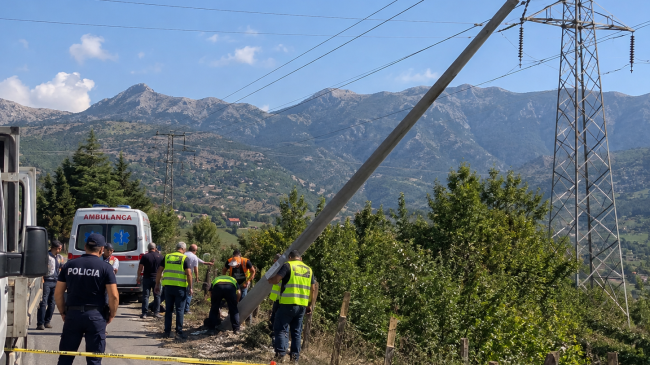 Tropojë, ndalohen dy zyrtarë pas vdekjes së&hellip;