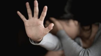 Tezja dhe kushëriri abuzojnë seksualisht me 12-vjeçaren&hellip;