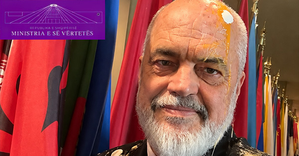 Rama publikon foto pak para fjalimit në&hellip;