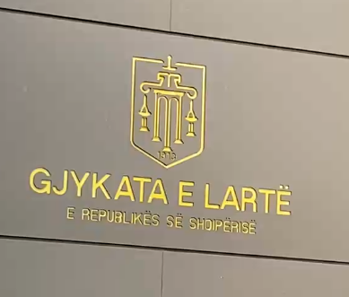 Protestuesit mblidhen para Gjykatës së Lartë: Lëreni&hellip;