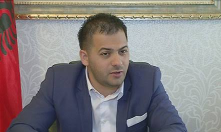 Ekspertiza për gjurmët e gishtave dhe fijet&hellip;