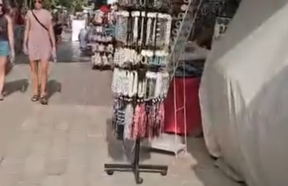 “Shëtitorja e Sarandës është kthyer në kantier,&hellip;
