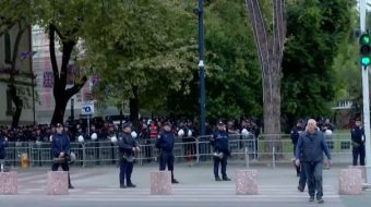 Protesta para Kuvendit, policia ‘blindon’ zonën përreth