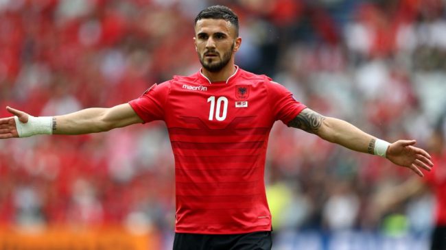 Armando Sadiku i jep lamtumirën futbollit në&hellip;