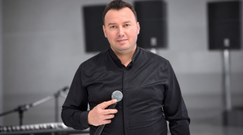 Arrestohet këngëtari fierak Erind Xhaferi, ngacmonte të&hellip;