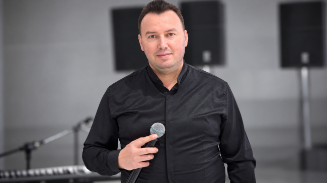 Arrestohet këngëtari fierak Erind Xhaferi, ngacmonte të&hellip;