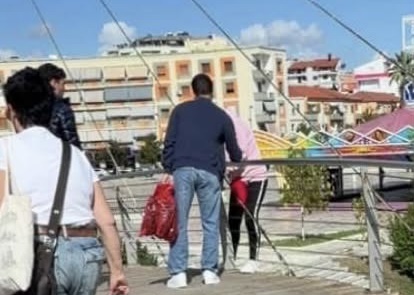 Gruaja tenton të hidhet në lumin Gjanica,&hellip;