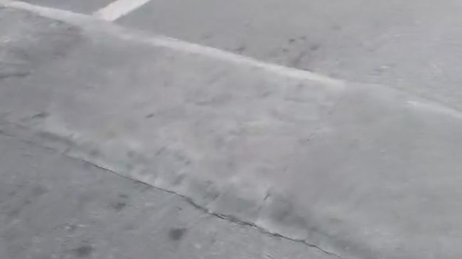 Dy pengesa betoni në asfalt po dëmtojnë&hellip;
