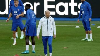 Sot Francë-Itali, Zidane ‘rikthehet’ te goditja e&hellip;