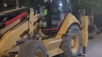 “Na kanë bllokuar garazhet”/ Punimet pranë shkollës&hellip;