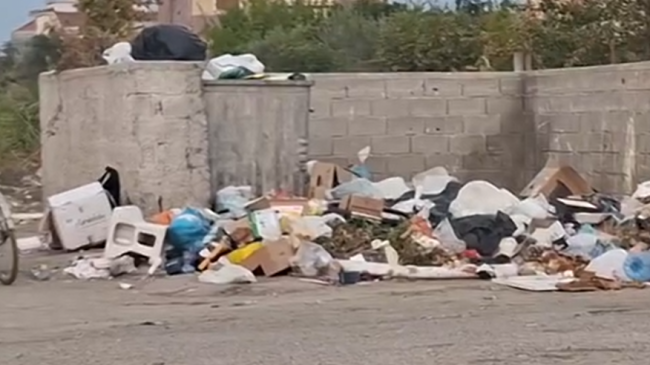 “Era e qelbur na mbyti”/ Mbeturinat pushtojnë&hellip;