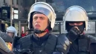 Polici i FNSH nxinë me shkop gome&hellip;