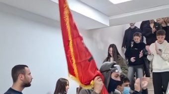Pas Ekonomikut, studentët futen në Fakultetin e&hellip;