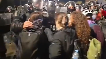 Një tjetër anë e protestës: Efektivi që&hellip;