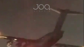 Dy avionë ushtarak mbërritën në Rinas?