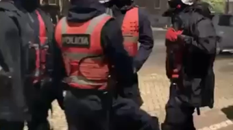 Avokati Goxhaj ironizon policët: Edhe ju keni&hellip;