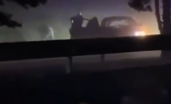 Dalin pamjet, momenti kur 4 policë dhunojnë&hellip;
