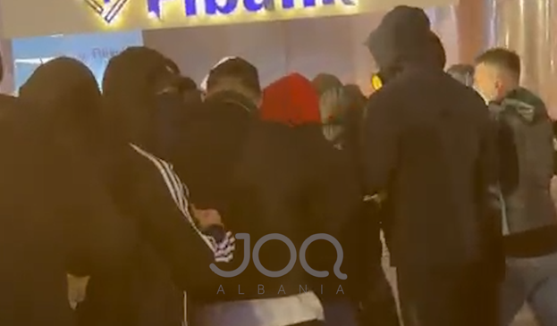 Studentët kapin efektivin e FNSH-së dhe e&hellip;