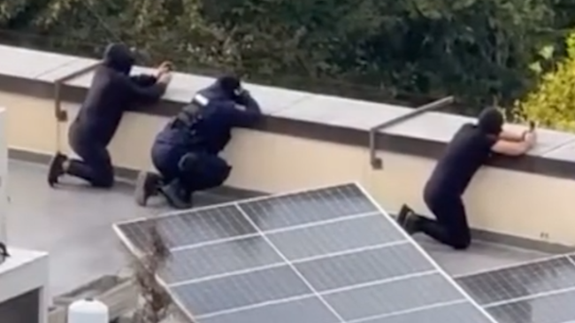 Pasi të rinjtë ua thyen kamerat, Policia&hellip;