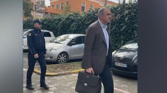Ilir Beqaj paraqitet në GJKKO, nis seanca&hellip;