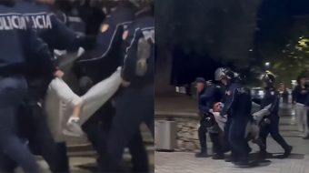 Protestuesi pa ndjenja tërhiqet nga policia, britmat&hellip;