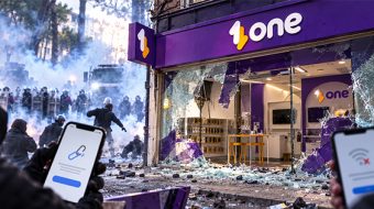 “One” heq internetin gjatë protestës, merr hak&hellip;