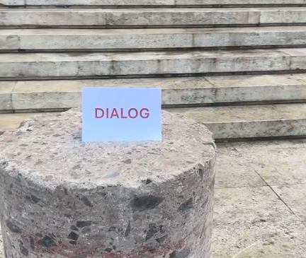 Rama provokon studentët me stola guri, thirrja&hellip;
