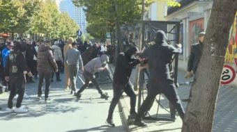 Protestuesit ‘barrikadë’ autobotit të ujit
